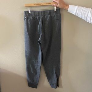 Fabletics gray sweatpants